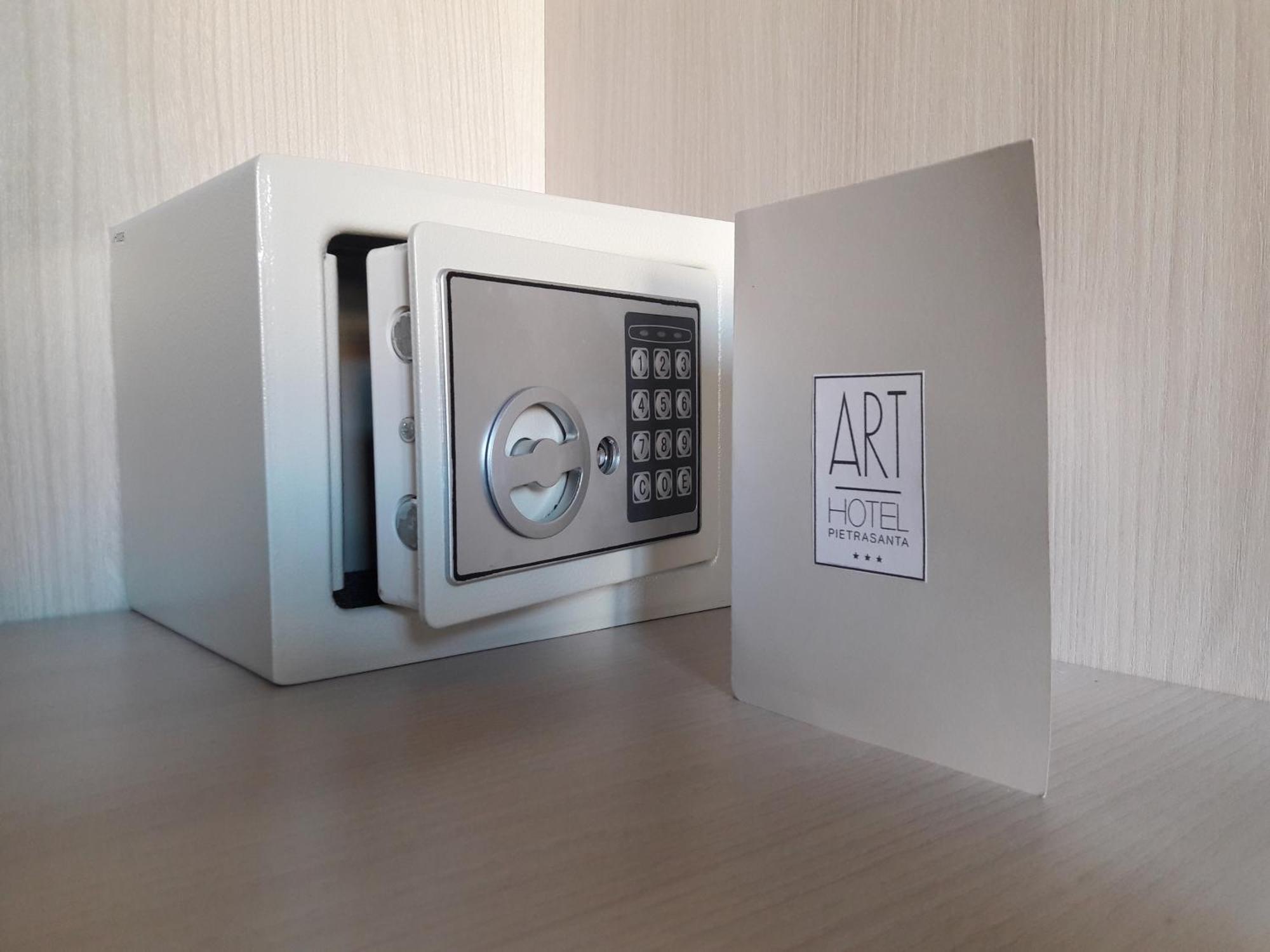 Art Hotel Pietrasanta Pokoj fotografie